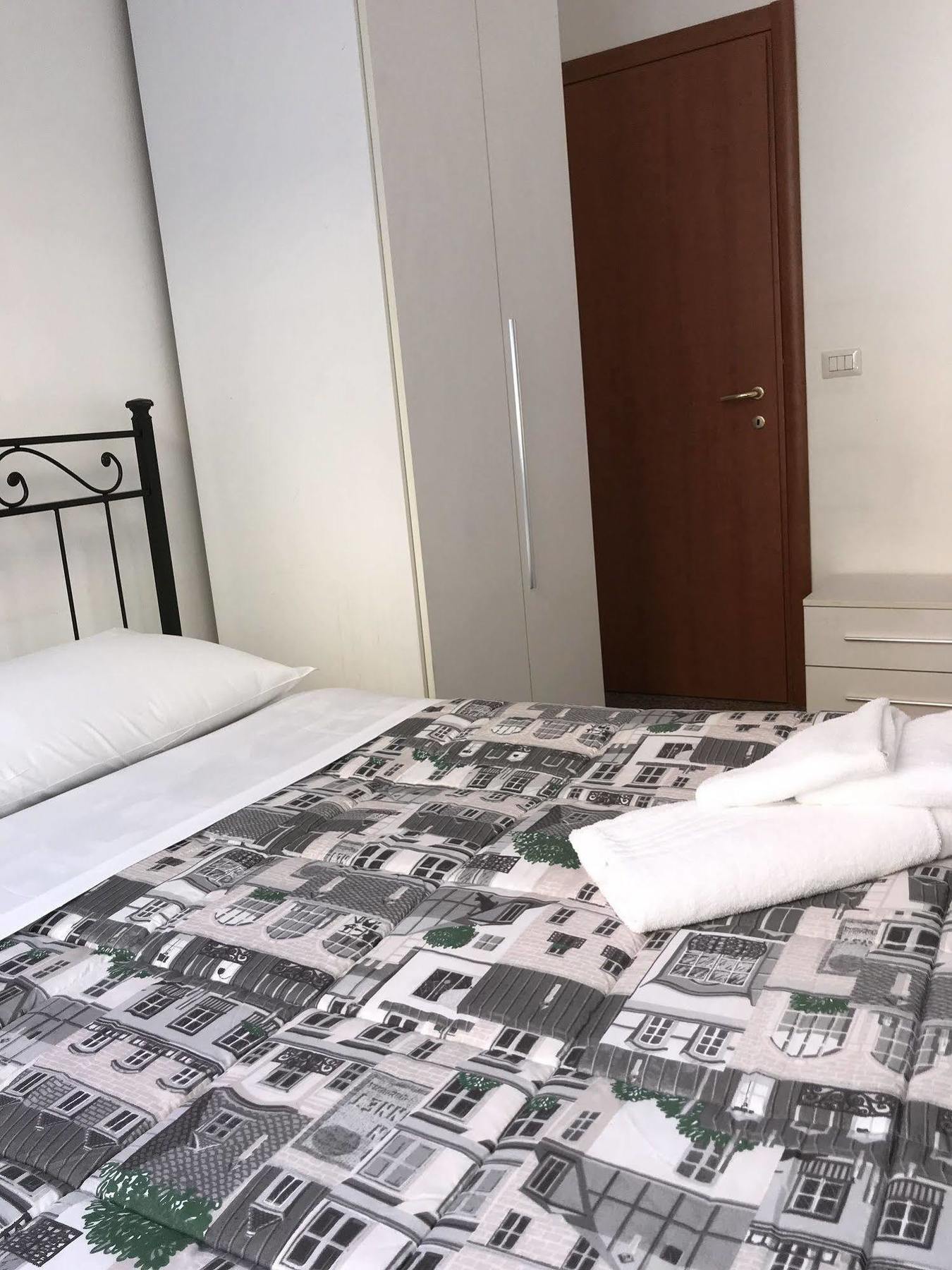 Elite Loreto Milano Hotel Bagian luar foto